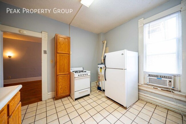 Photo - 250 1/2 W. 5th Avenue Rear-