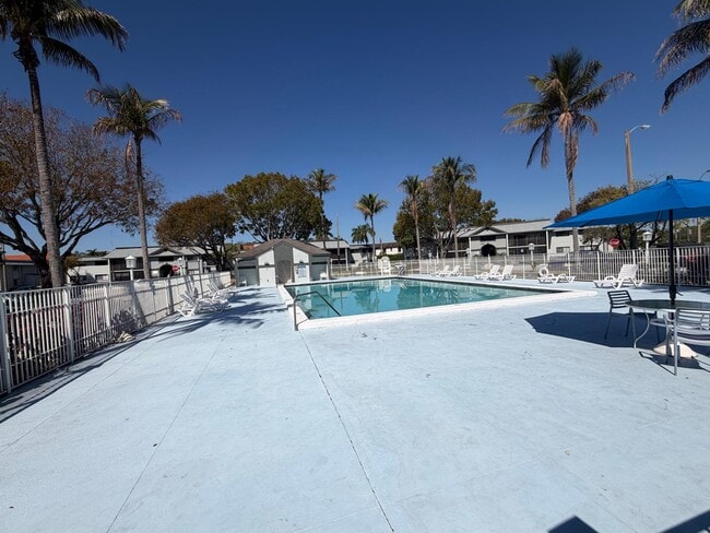 Photo - 468 NE 206th Ln Unit Carmel Lakes