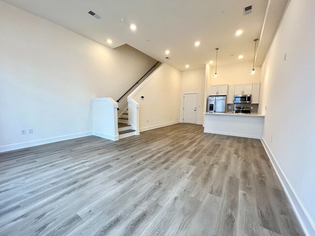 Building Photo - Northern Liberties 2-Bed, 2-Bath Home with Private Roof Deck