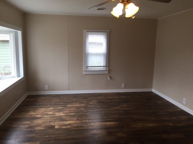 Photo - 1402 S Woodlawn Ave