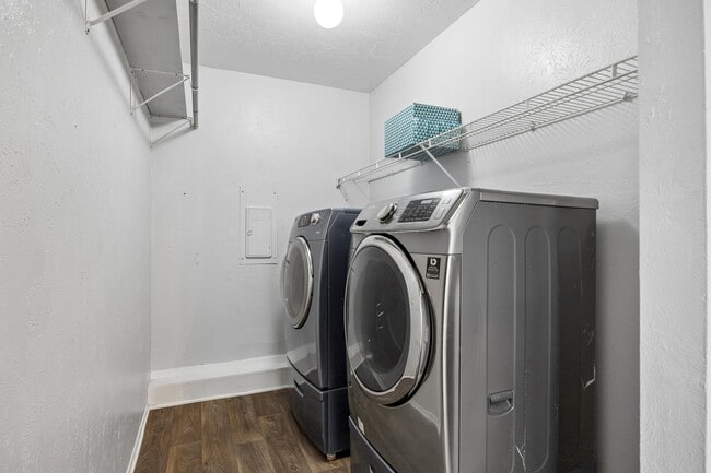 Washer & Dryer