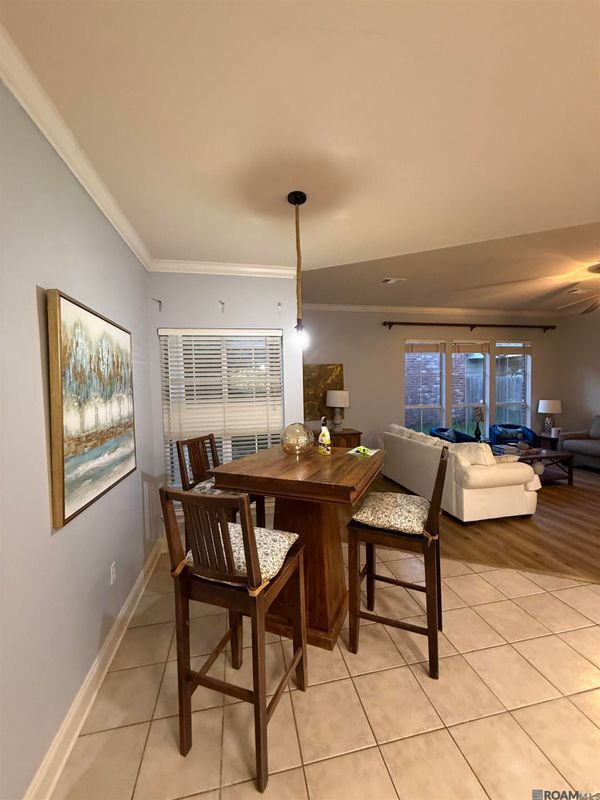 Photo - 5545 Ducros Dr