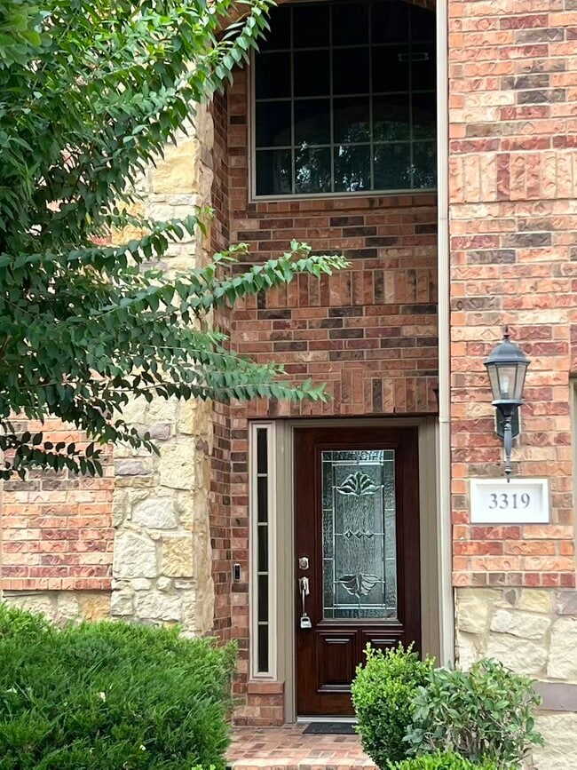 Photo - 3319 Hawkins Glen Ln
