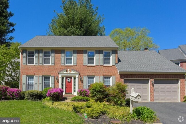 Building Photo - 8104 Creekview Dr Rental