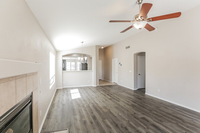 Photo - 13324 W Maui Ln