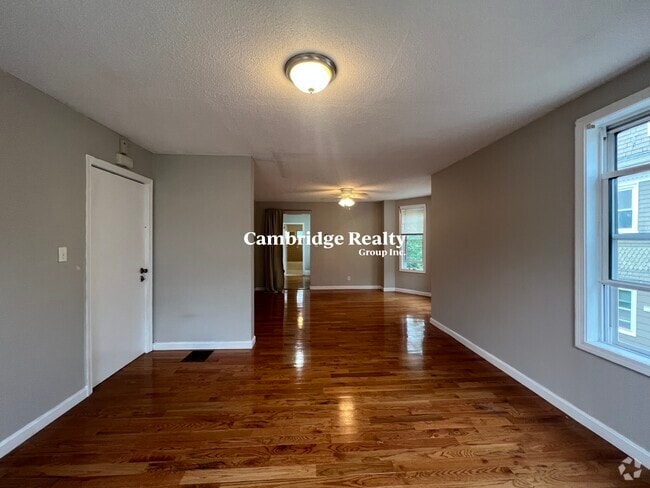 Building Photo - 15 Hudson St Unit 2 Rental