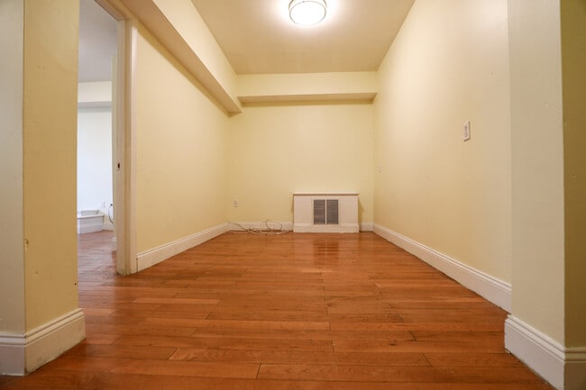 108 Washington St Unit B