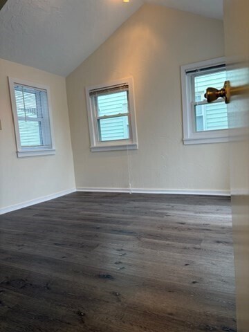 Photo - 20-22-22 Emerson St