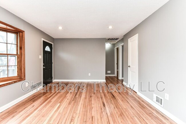 Photo - 6607 Berkshire Dr