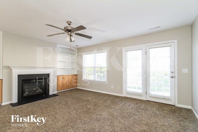 Photo - 2487 Somerset Pl Dr