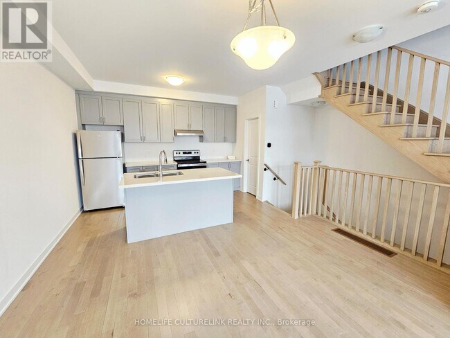 Photo - 25 John Canning Wy