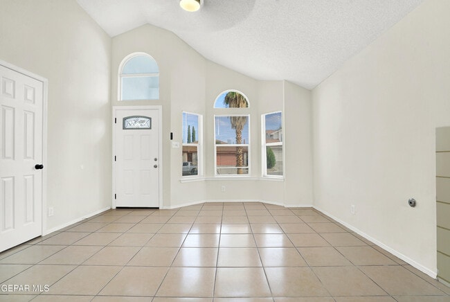 7212 Westover Dr