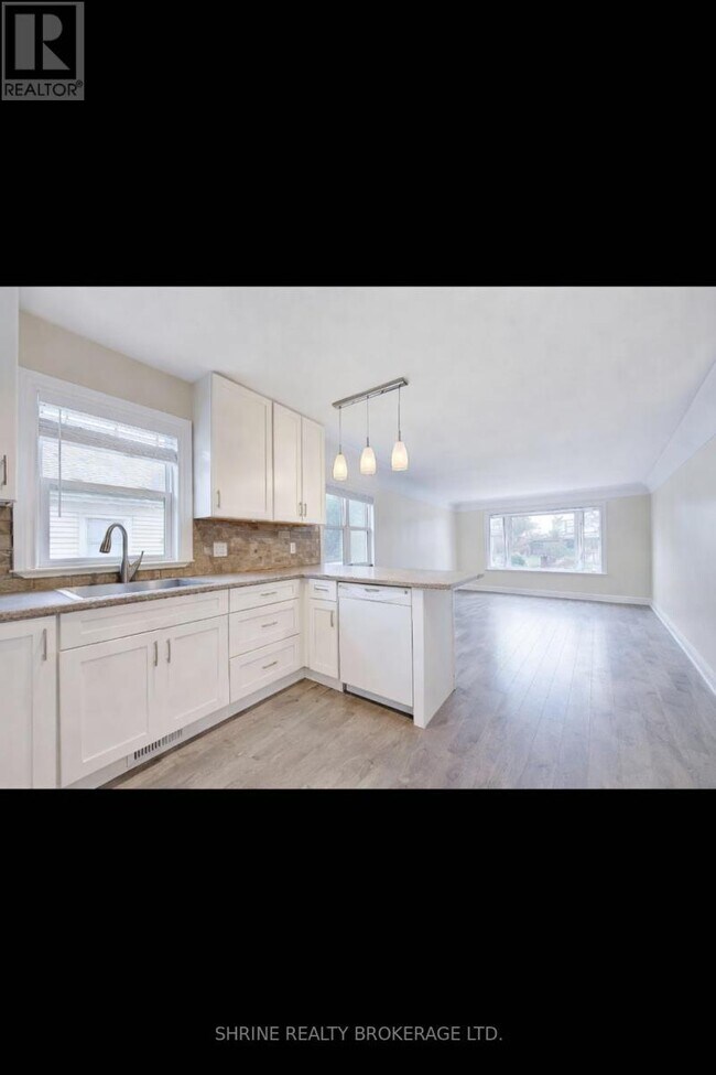 Photo - 259 Sanders St