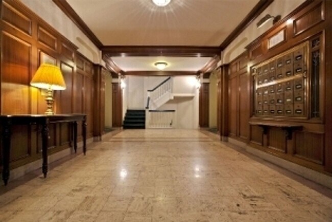 Photo - Roundcliffe Apartments