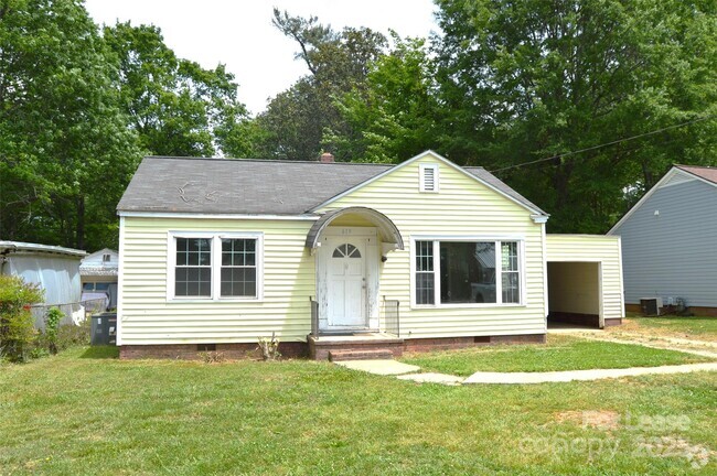 Building Photo - 619 Salisbury Rd Rental