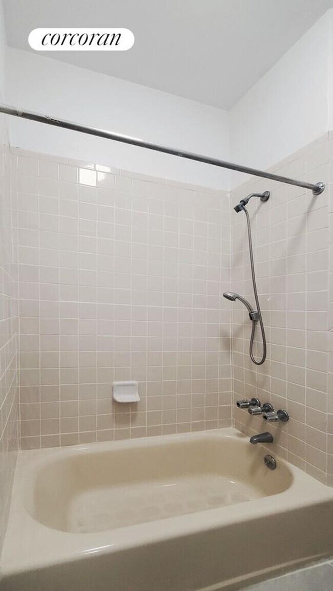 Photo - 306 W 51st St