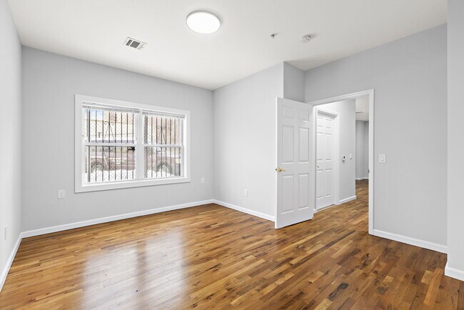84-86 Astor Street