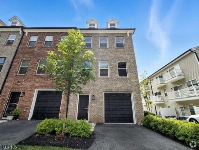 Building Photo - 701 Abbe Rd Rental