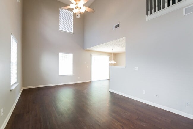Photo - 186 Ilex Dr