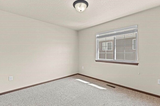 Photo - 1659 Burr Dr