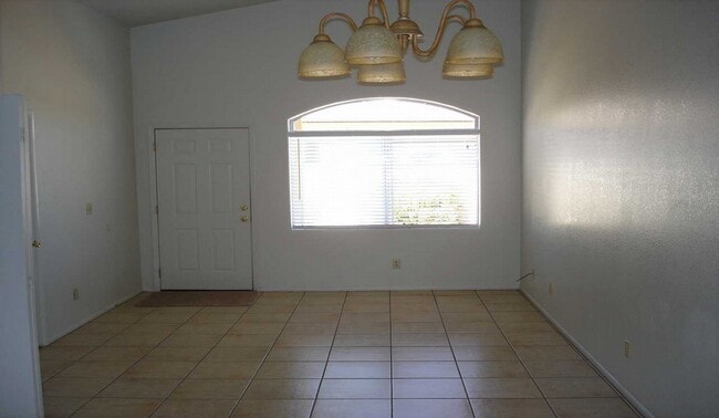 Photo - 4471 N Duke Dr Unit 4