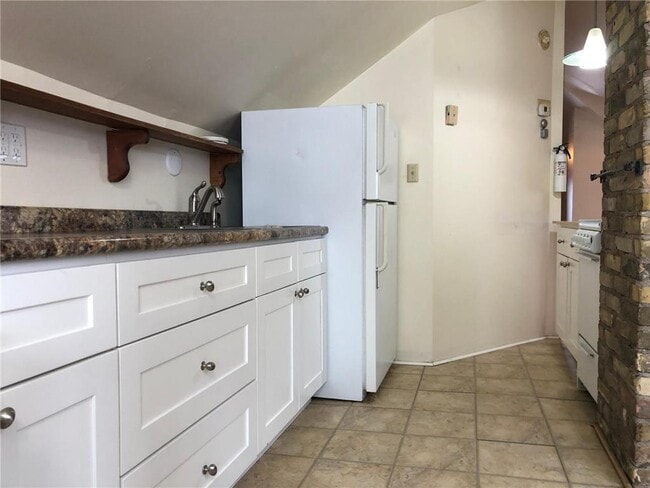 Photo - 900 30th Ave S