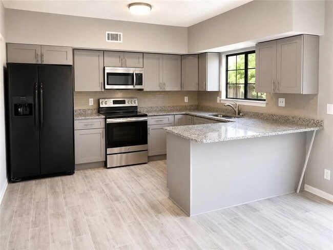 Photo - 3059 Steeplechase Dr