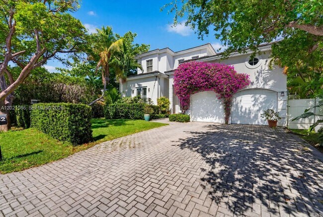 442 Ridgewood Rd