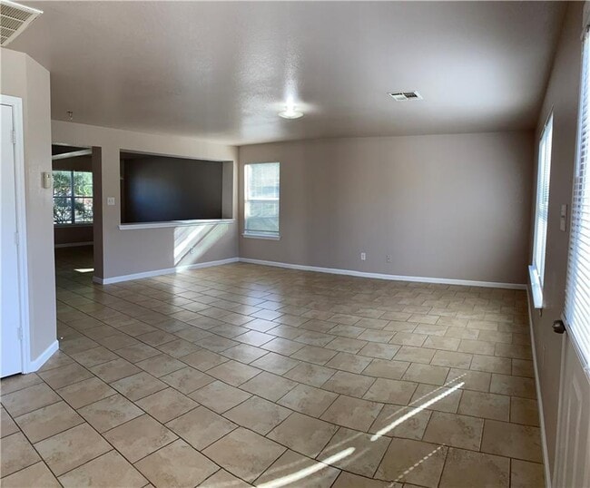 Photo - 161 Peppergrass Cove