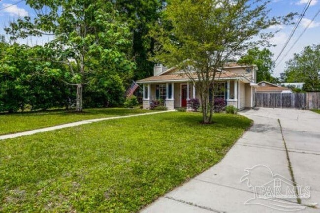 Photo - 1516 E Brainerd St