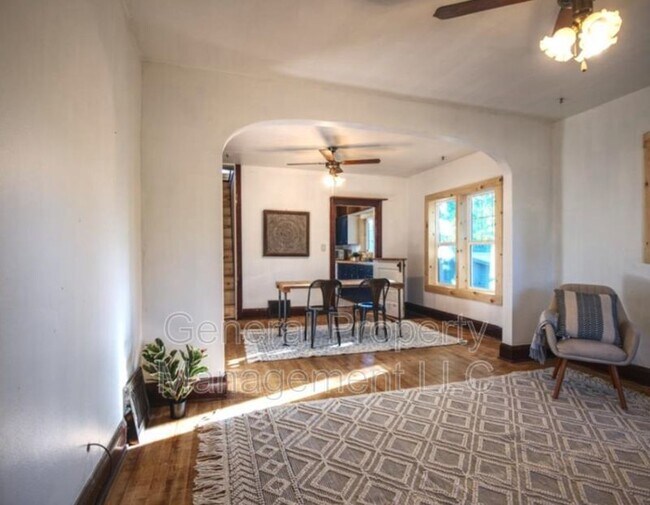 Charming 4 Bedroom, 1 Bathroom Home For Rent