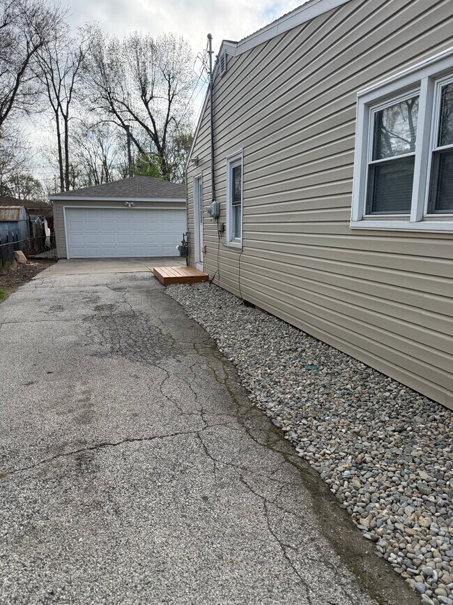 Photo - 2793 Bryant St