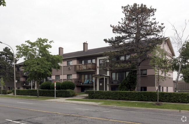 Photo - The West Mall