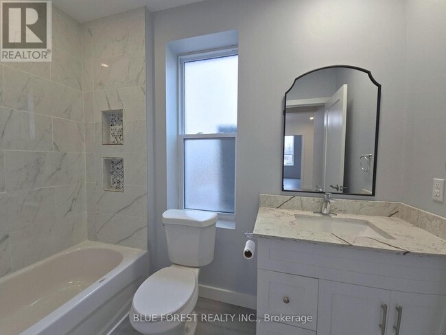 Photo - 213 Furnival Rd