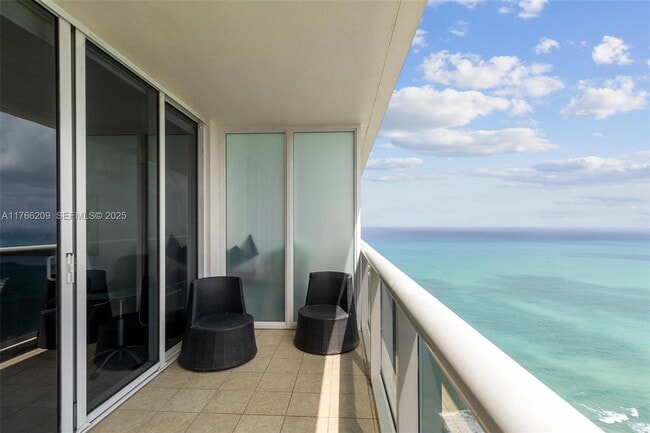 Photo - 1830 S Ocean Dr Unit 4705
