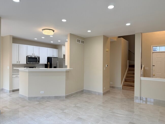 Photo - 431 Pine Lake Cir