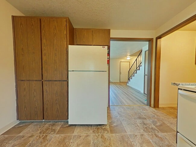Photo - 2 Bedroom Apartment ~ Close to 9th Street Unidad 1465 NW Division #6