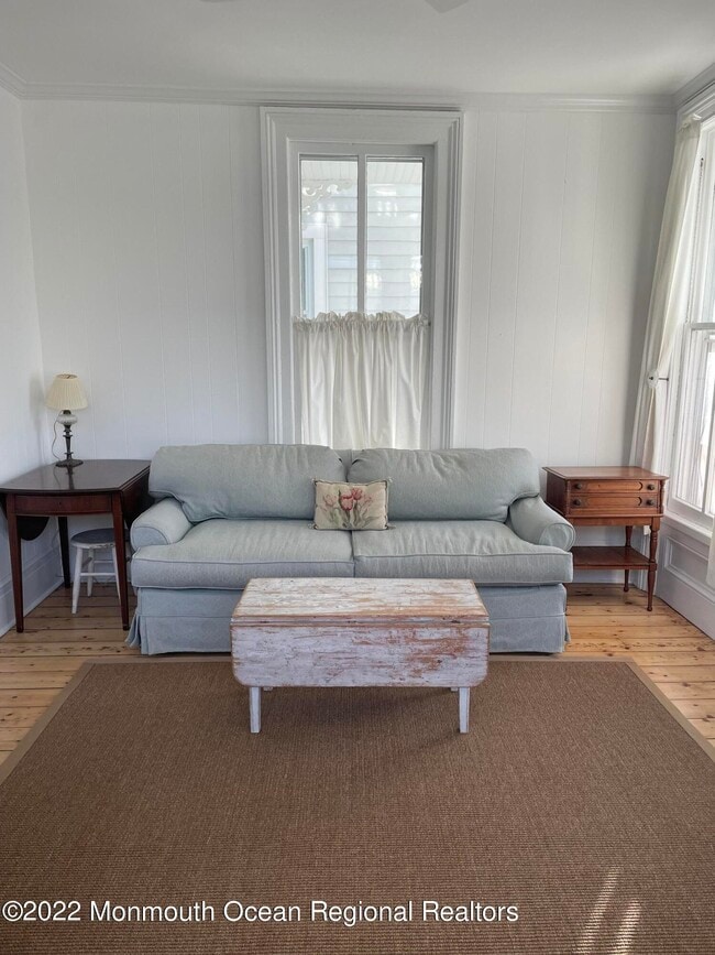 15 Pitman Ave