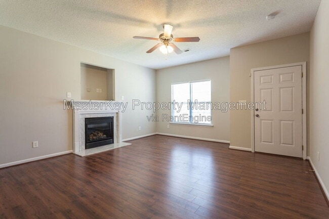 Photo - 6925 Paint Rock Ln