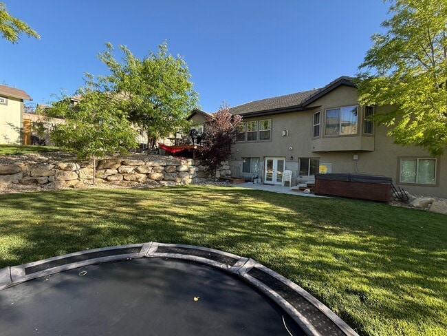 Photo - 2152 Aspen Wood Loop W