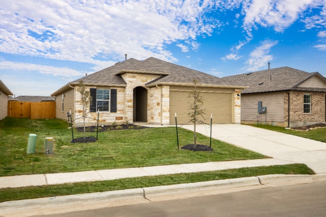 Photo - 728 Adler Way