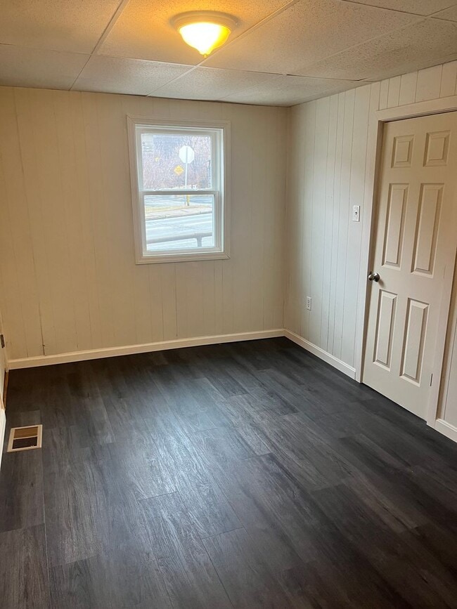 Photo - Apartment for Rent Unit Apt #2