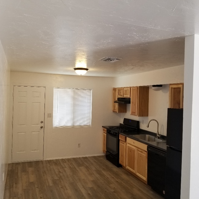 Photo - 2843 N Palo Verde Ave