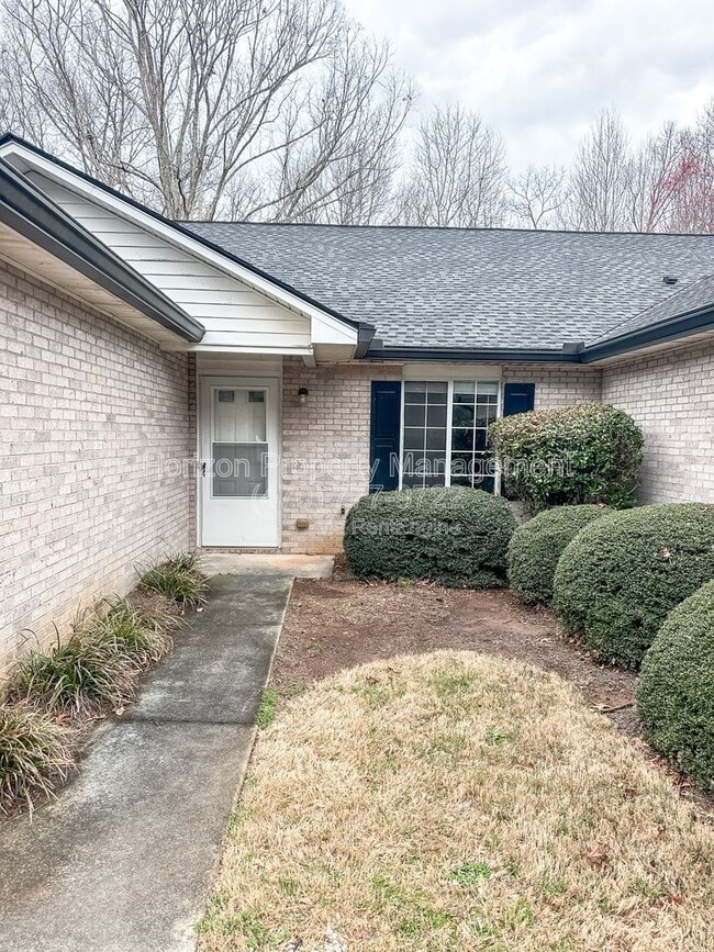 Photo - 3989 Hidden Hollow Dr