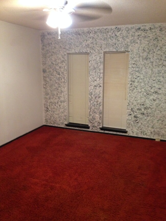 Photo - 2424 Oakmere Dr