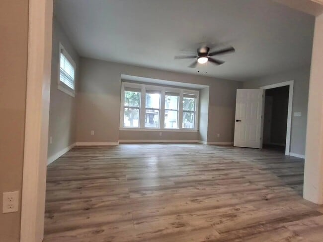 Building Photo - 3954 N 20th St Unit 3954 N 20th St