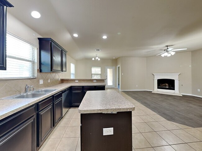 Photo - 1114 Bexar Ave