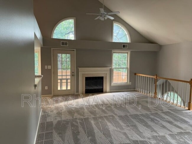 Building Photo - 1404 Church Hill Pl