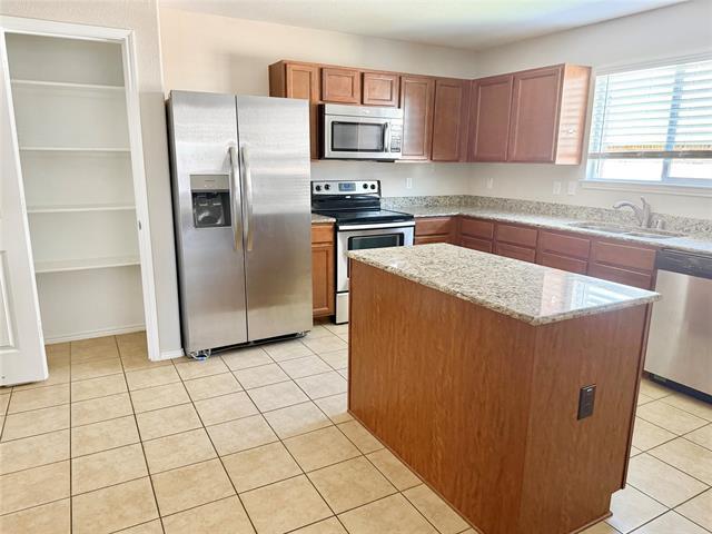 Building Photo - 6928 Derbyshire Dr