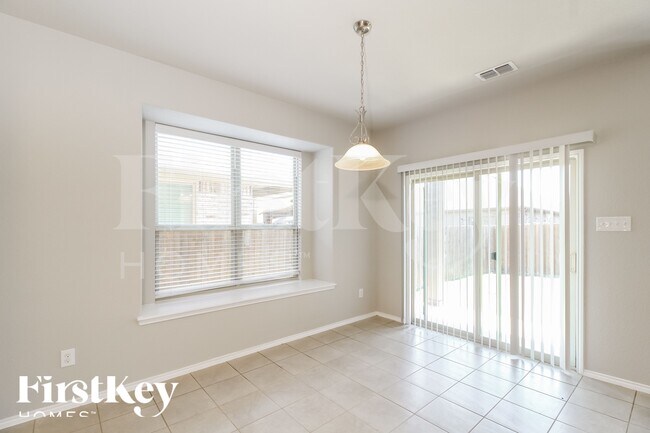 Photo - 3712 Fossil Tree Ln